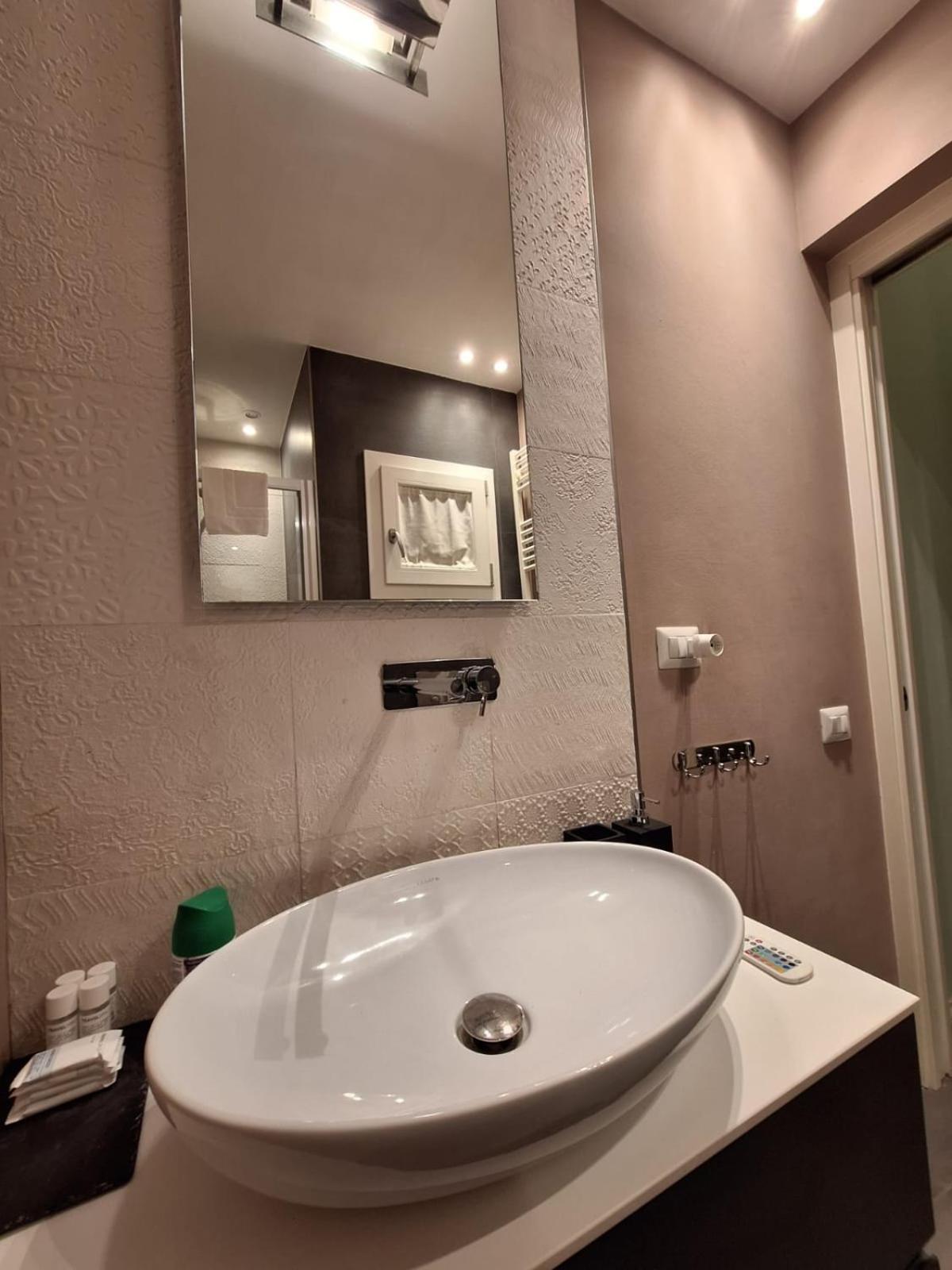 Fiorino Duomo Cozy Suite Florenz Exterior foto