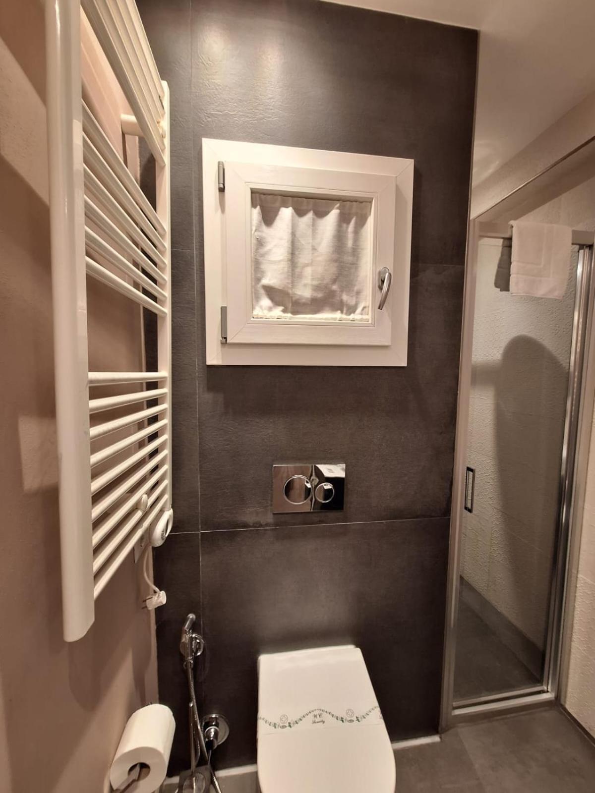 Fiorino Duomo Cozy Suite Florenz Exterior foto